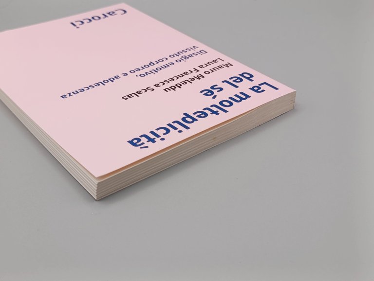 La molteplicità del sé. Disagio emotivo, vissuto corporeo e adolescenza
