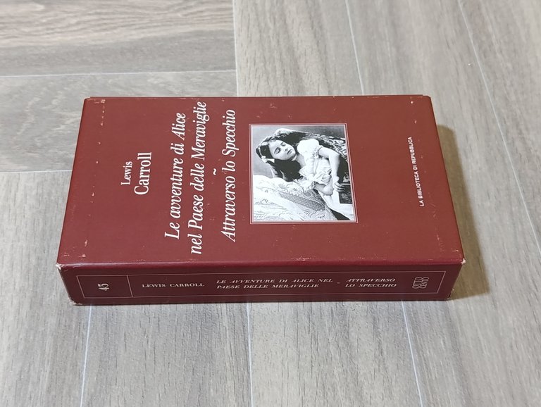 Le avventure di Alice nel paese delle meraviglie-Attraverso lo specchio
