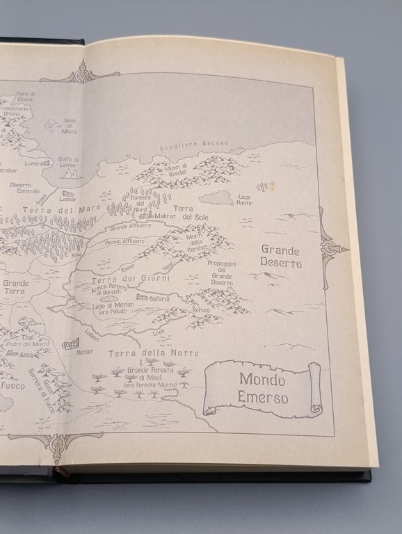 Le Guerre del Mondo Emerso - Trilogia Completa, 3 Volumi