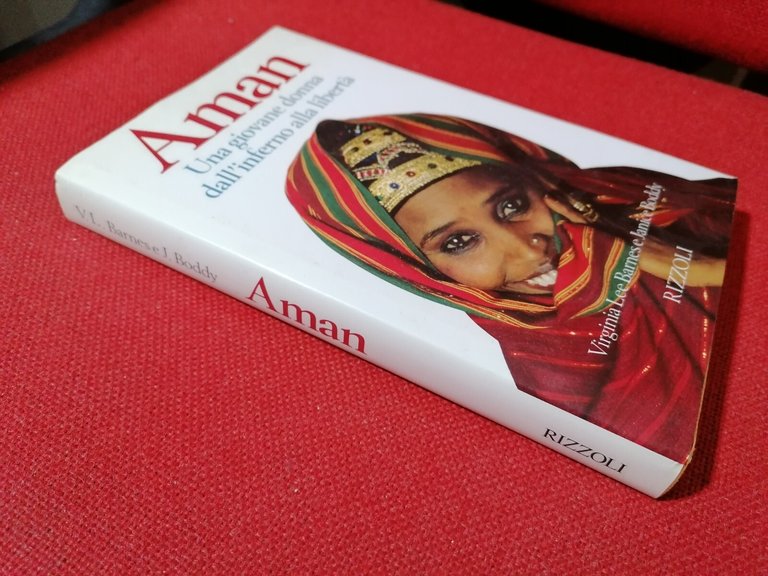 LIBRO Aman una giovane donna dall'inferno alla libertà - Lee …