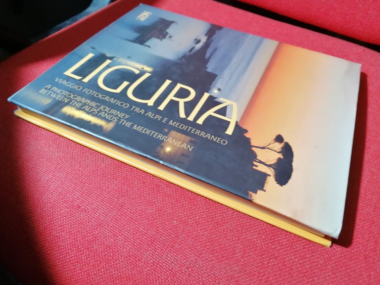 Liguria Viaggio fotografico tra Alpi e Mediterraneo Sagep 2013 libro …