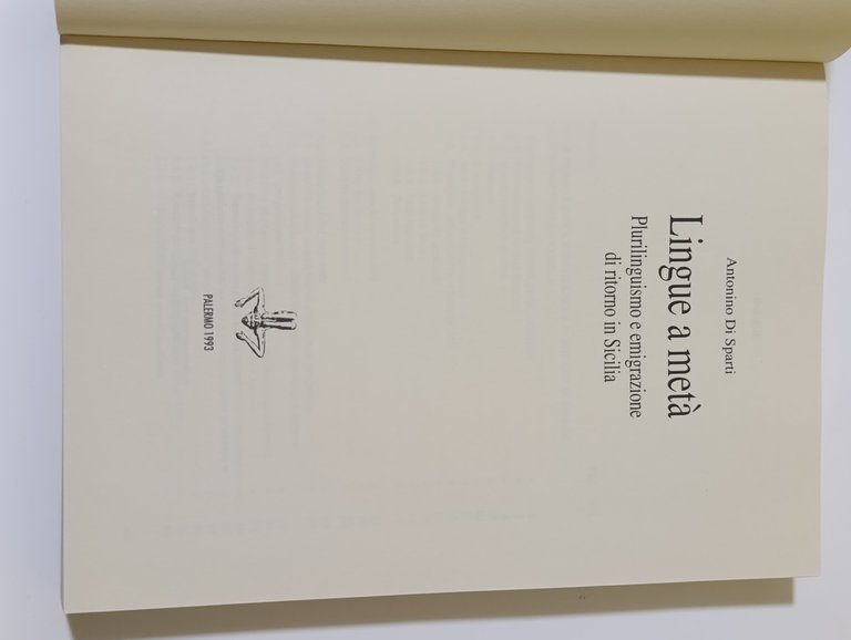 Lingue a metà. Plurilinguismo e emigrazione di ritorno in Sicilia