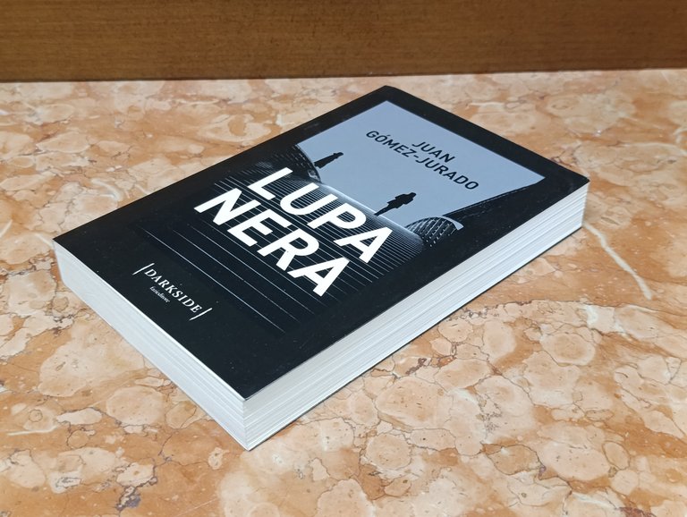 Lupa Nera | Immagine Gallery 4