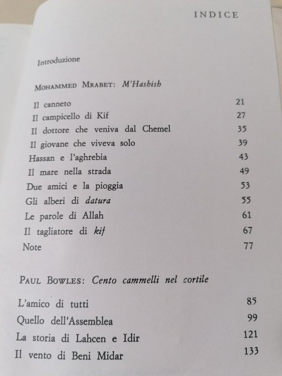 M'Hashish. Cento cammelli nel cortile