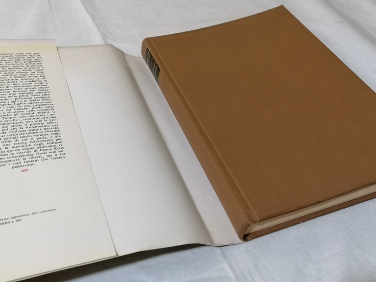 Mocassini Bianchi Libro Illustrato Drimmer Massacri Tribù Indiane Longanesi 1973