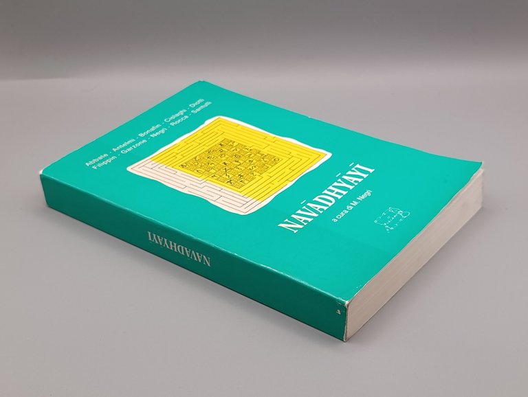 Navadhyayi : guida agli esami di linguistica e glottologia