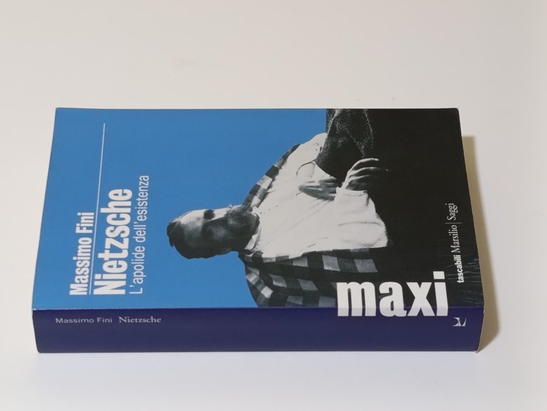 Nietzsche. L'apolide dell'esistenza