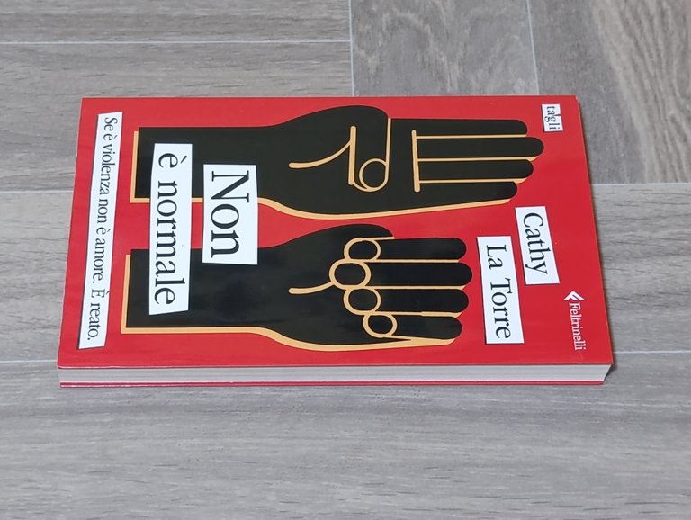 Non è normale. Se è violenza non è amore. È …