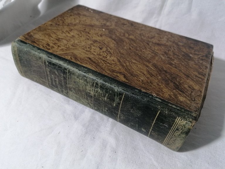 Nuovo dizionario dei sinonimi della lingua italiana libro Niccolò Tommaseo …