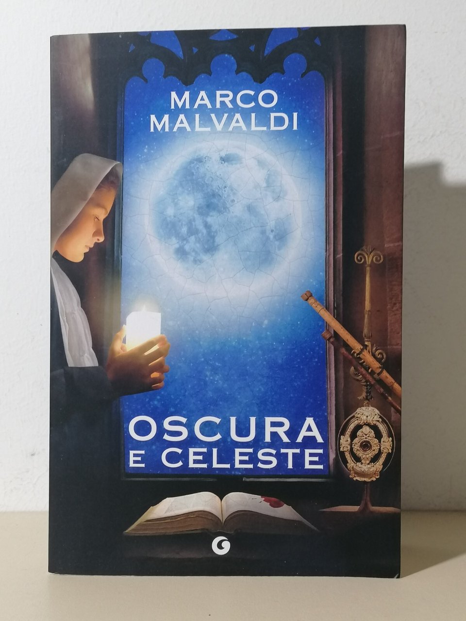 Oscura e celeste