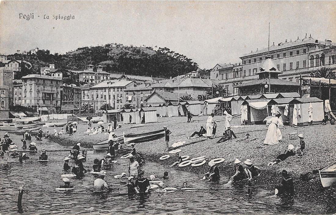 Pegli (GE). La spiaggia. Non viaggiata, originale d'epoca | Immagine principale