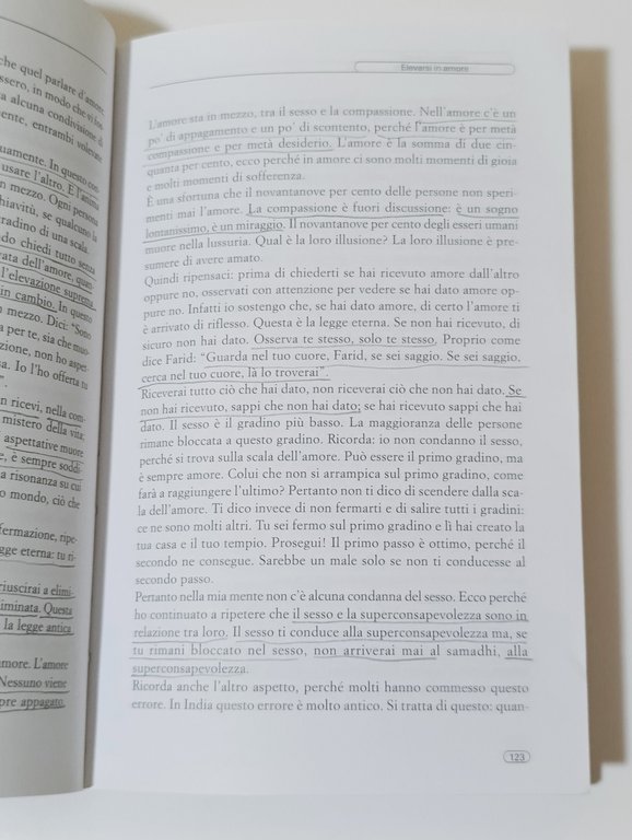 Pioggia a ciel sereno. La via femminile all'illuminazione | Immagine Gallery 10