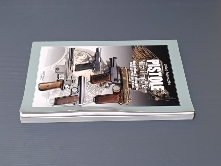 Pistole militari imperiali. Armi da fianco secondarie degli eserciti del …