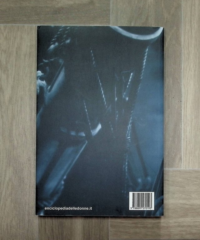 Piuttosto m'affogherei Storia Vertiginosa Delle Zitelle Libro Valeria Palumbo