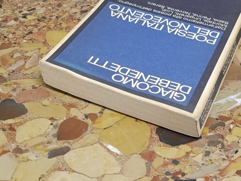 Poesia Italiana del Novecento. Dall'Ermetismo alla Poesia dell'Impegno: Montale, Ungaretti, … | Immagine Gallery 6