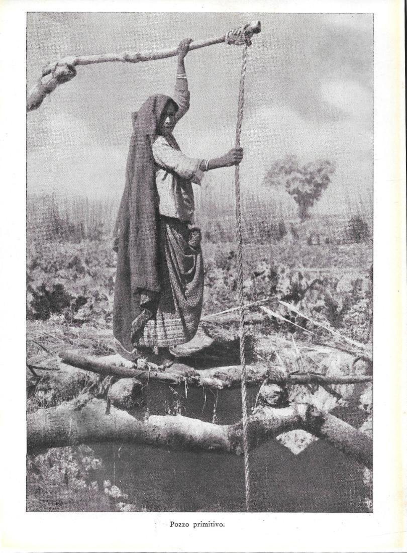 Pozzo primitivo (India). Stampa 1934 | Immagine principale