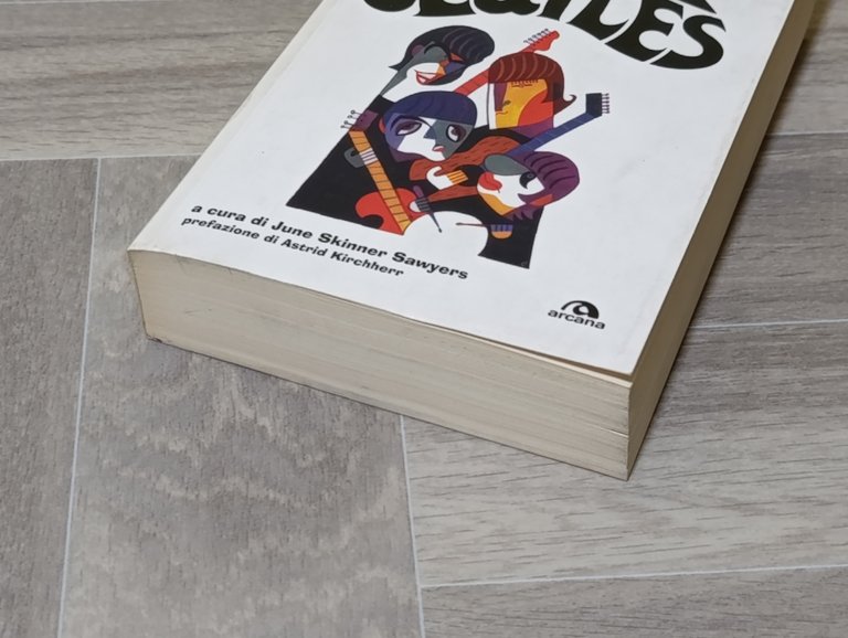 Read the beatles. Un'antologia di scritti d'epoca sull'impatto, l'influenza e …