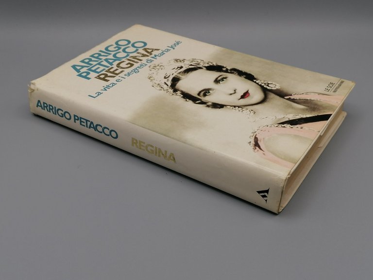 Regina, La Vita e i Segreti Di Maria Josè Libro …