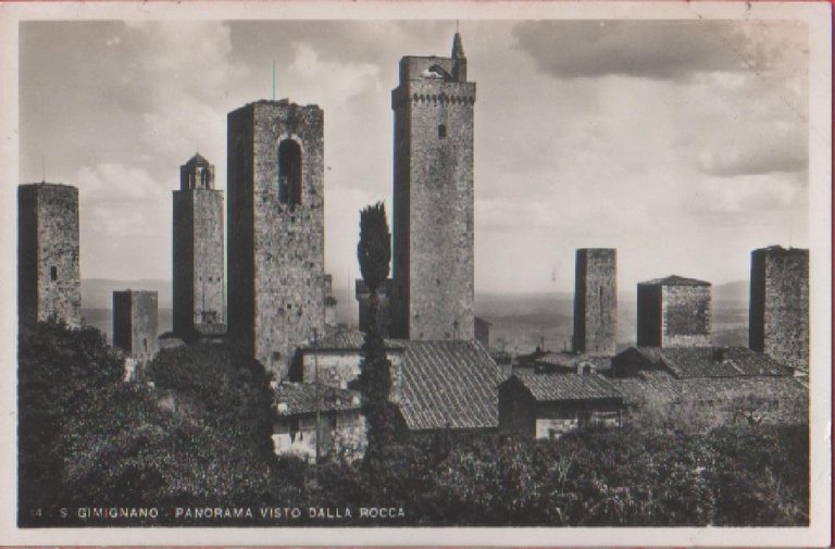 S. Gimignano. Panorama visto dalla Rocca.Non viaggiata