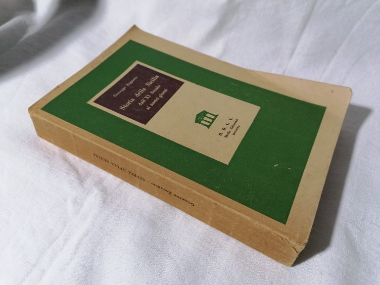 Storia della Sicilia dall'XI secolo ai nostri giorni