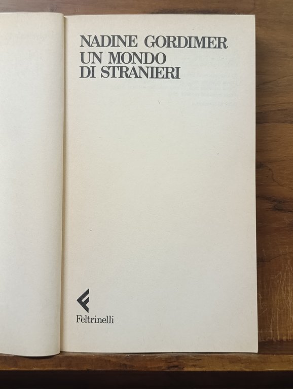 Un mondo di stranieri | Immagine Gallery 6