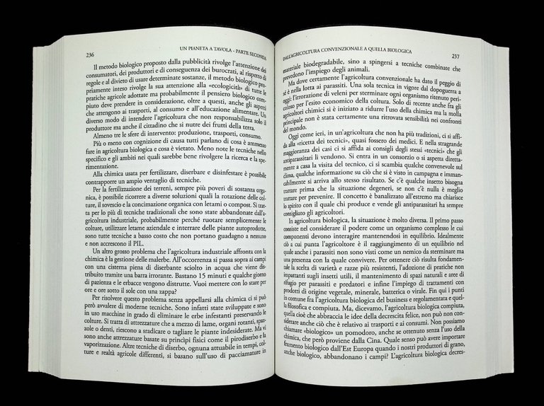 Un Pianeta a Tavola Libro Schillaci Decrescita e Transizione Agroalimentare