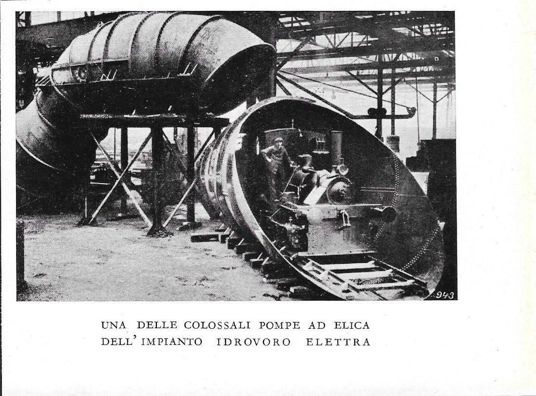 Una delle colossali pompe ad elica dell'Impianto Idrovoro Elettra. Stampa … | Immagine principale