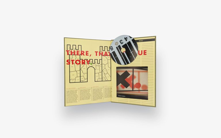 GOLDBERG Carin. School of Visual Arts - Senior Library 2004 | Immagine Gallery 10