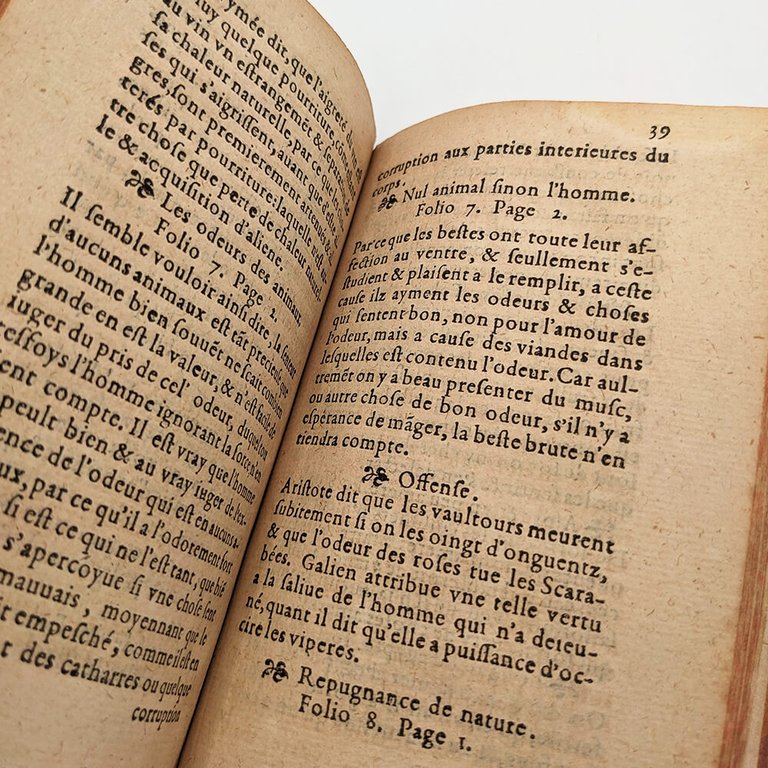 THEOPHRASTE. Des Odeurs | Immagine Gallery 3