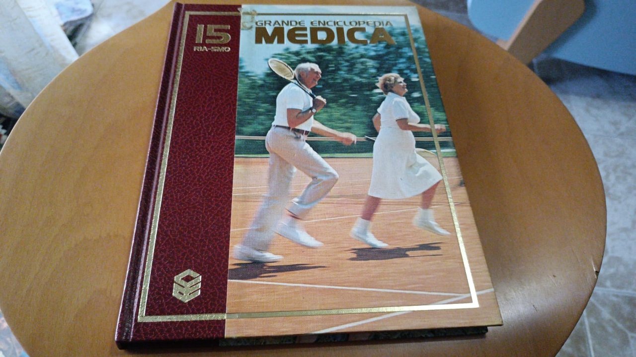 Grande enciclopedia medica 15 curcio | Immagine principale