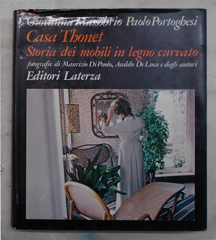 Casa Thonet. Storia dei mobili in legno curvato.