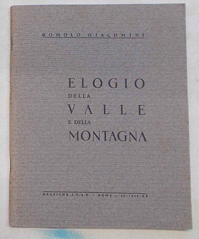 Elogio della valle della montagna.