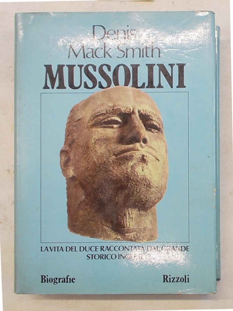 Mussolini.