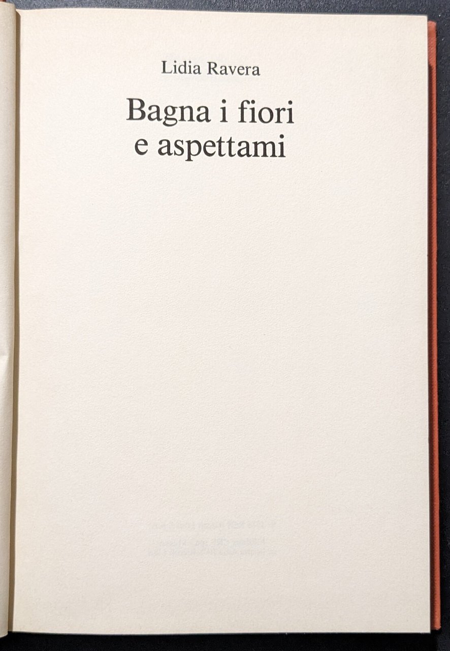 Bagna i fiori e aspettami | Immagine principale