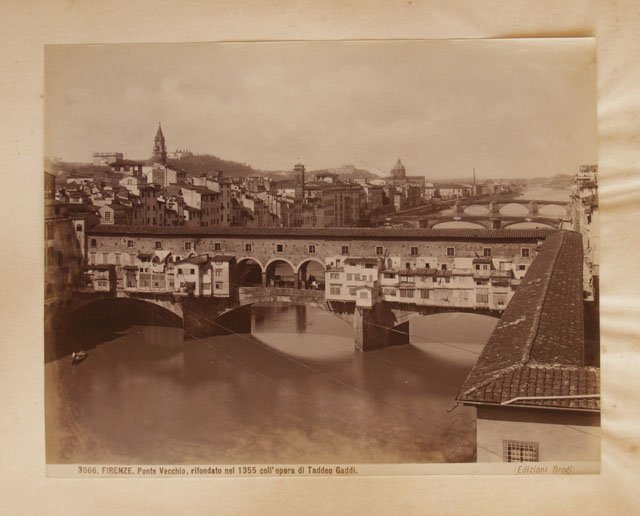 Firenze. Ponte Vecchio, rifondato nel 1355 coll'opera di Taddeo Gaddi