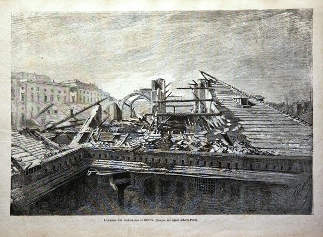 L'incendio nel portofranco di Genova