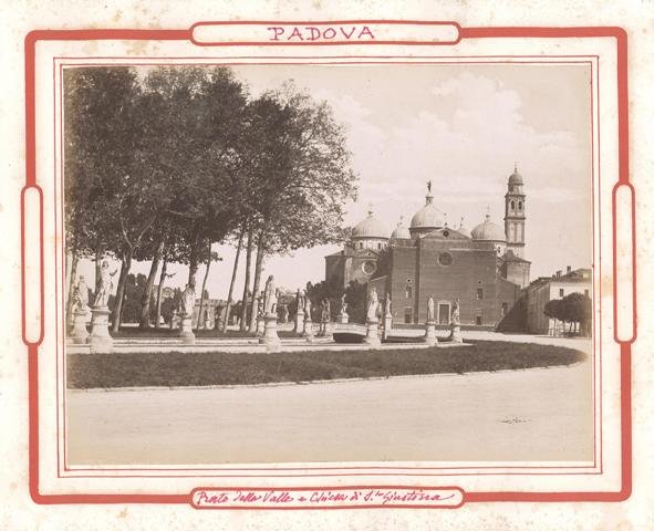 Prato Della Valle e Chiesa di S. Giustina
