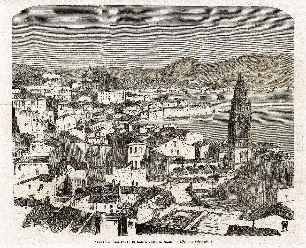 Veduta di una parte di Gaeta verso il mare
