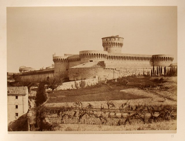 Volterra antica fortezza ora ridotta ad ergastolo