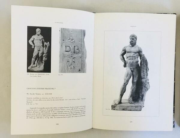 La scultura. Bozzetti in terracotta, piccoli marmi e altre sculture …