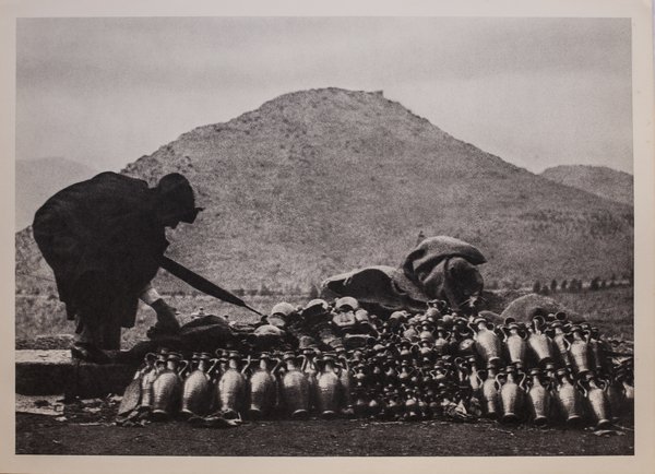 16 fotografie siciliane dall'archivio di Enzo Sellerio