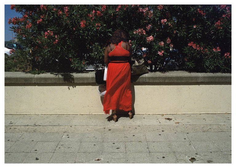 Anywhere, but exactly here | Immagine Gallery 4