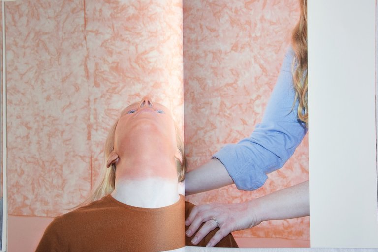 I am a woman and I feast on memory | Immagine Gallery 3