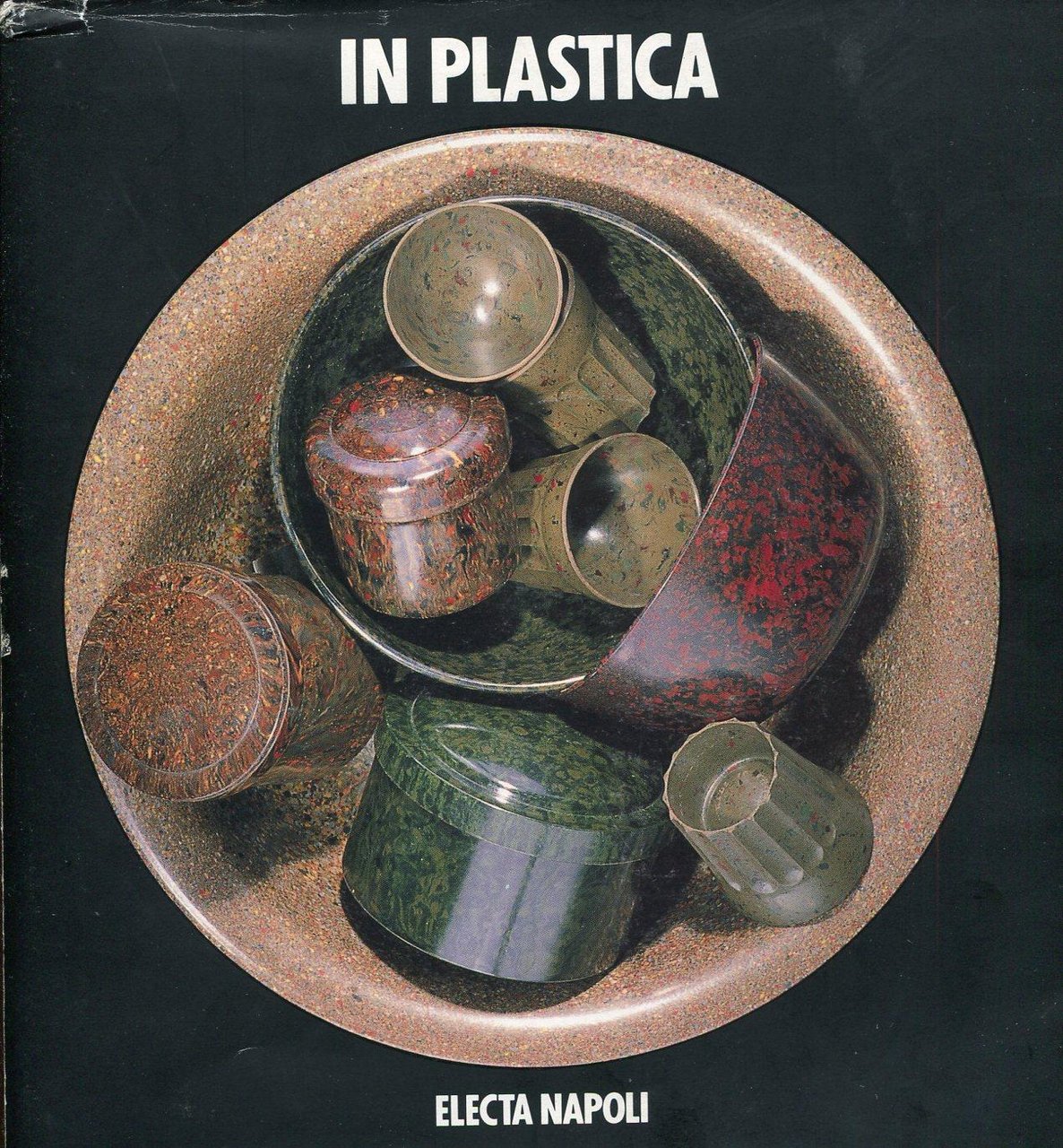 In plastica. Forme e colori dei materiali sintetici | Immagine principale