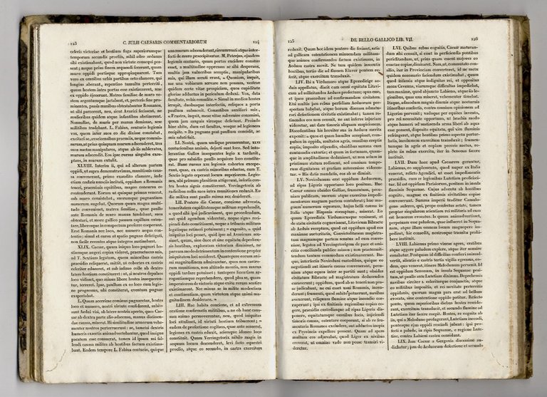 C.J. Caesaris opera cum lectissimis variorum notis quibus suas adjecit …