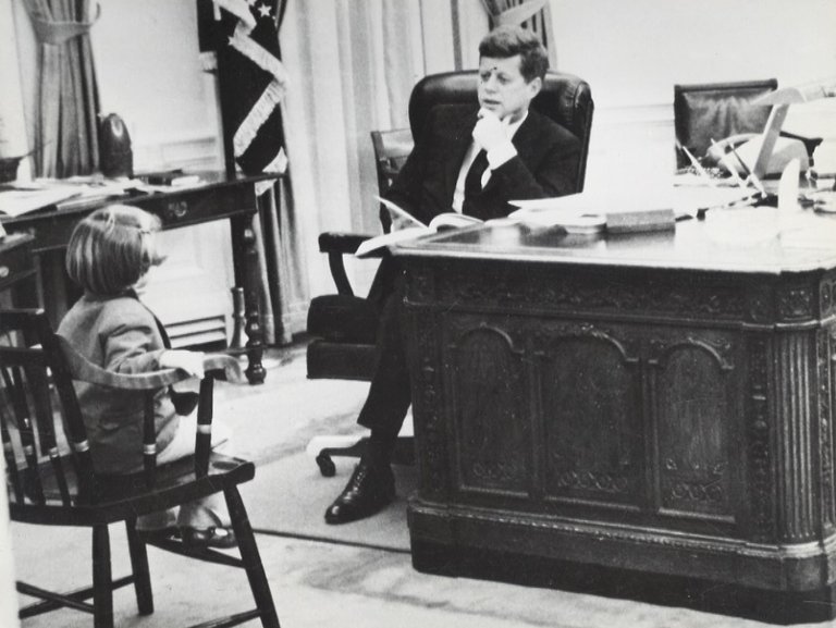 Kennedy (John F.) Presidente degli Stati Uniti d'America.