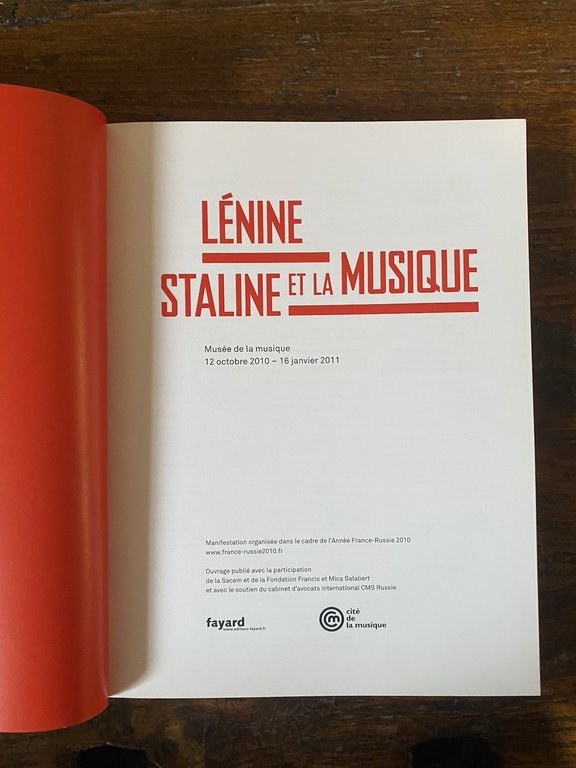 AA.VV. Lénine Staline et la Musique Paris Fayard 2010