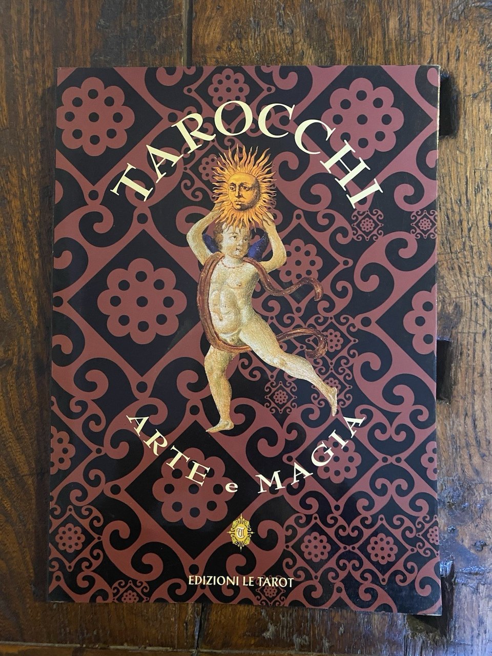 AA.VV. Tarocchi arte e magia Ravenna Edizioni Le Tarot 1994 | Immagine principale