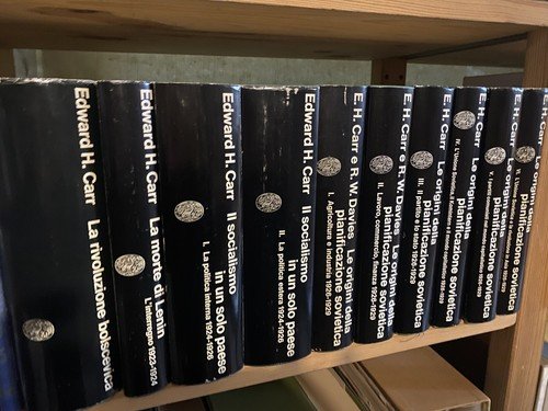 Carr Edward H. Storia della Russia sovietica Torino Einaudi