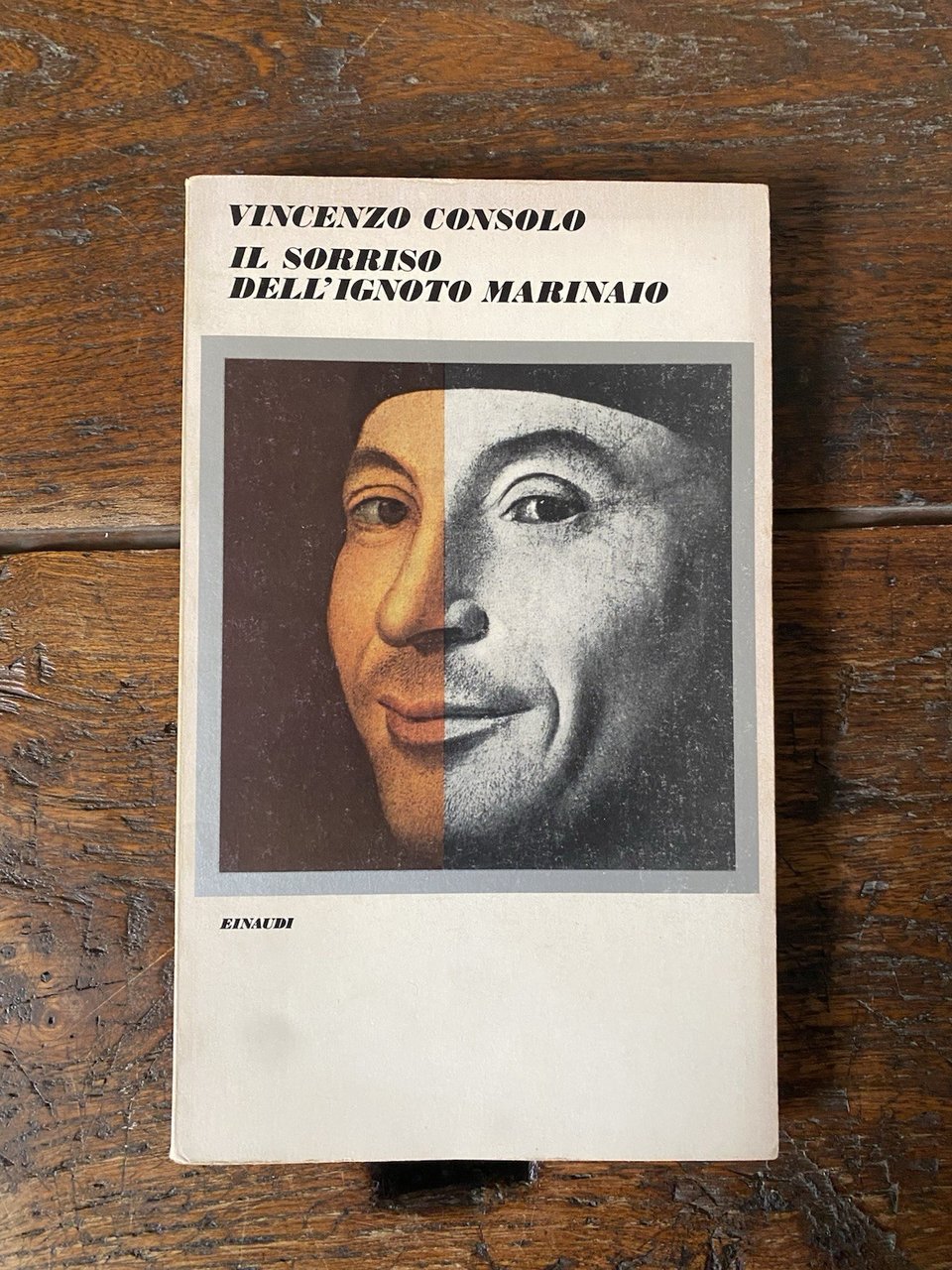 Consolo Vincenze Il sorriso dell'ignoto marinaio Torino Einaudi 1976